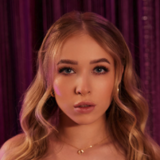 Nata Gold / Nata Ocean Pornstar